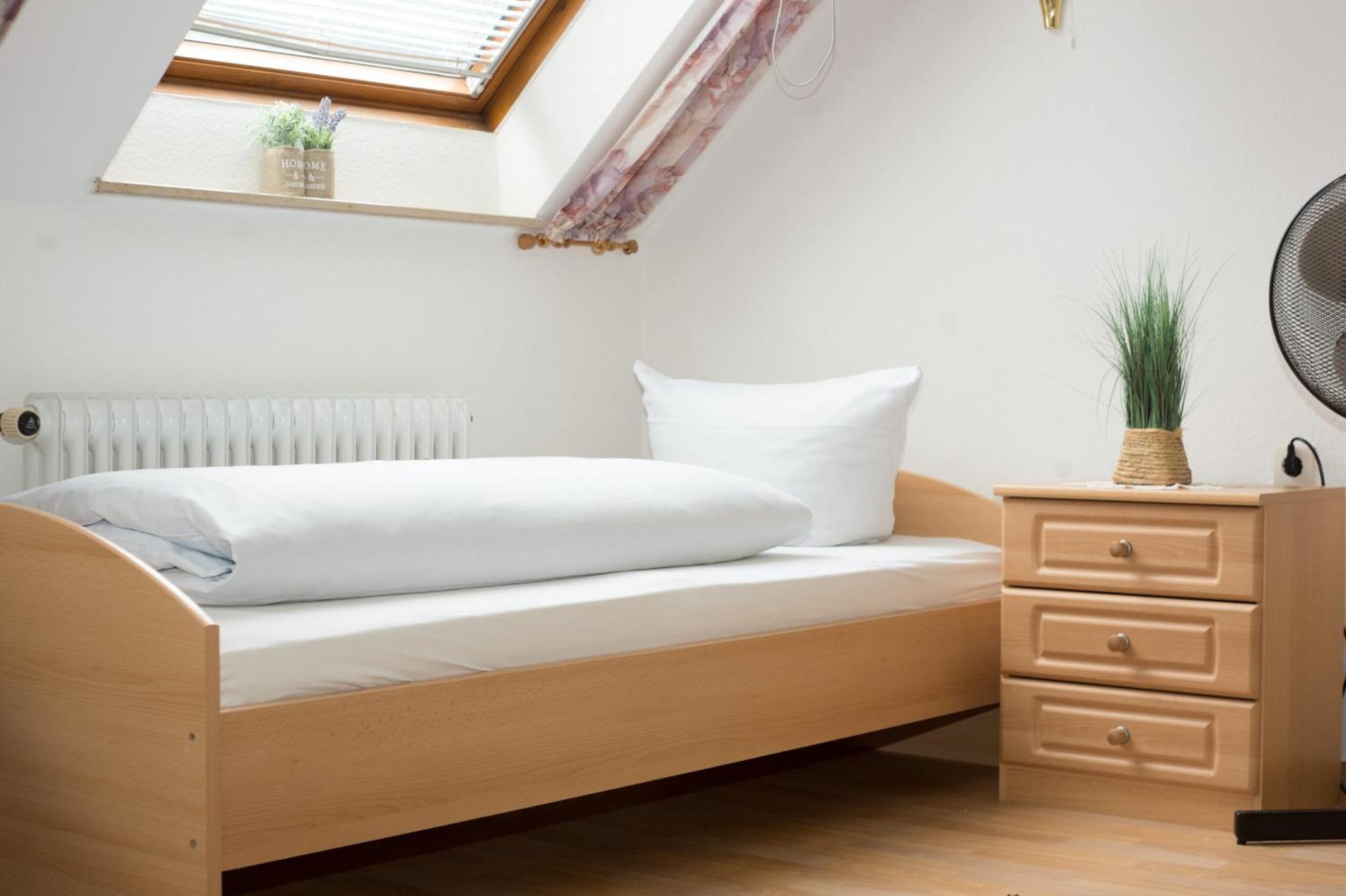 Hotellerie Gasthaus Schubert Garbsen Luaran gambar