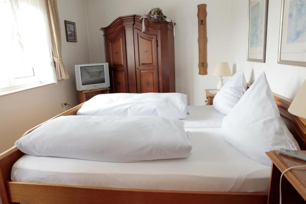Hotellerie Gasthaus Schubert Garbsen Bilik gambar